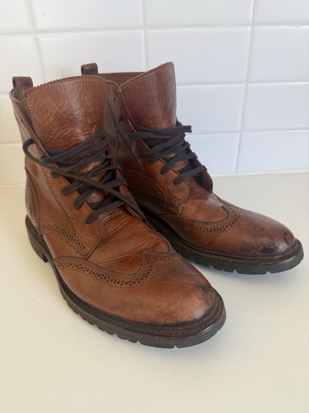 Frye Mens James Lug Wingtip Leather Boots Brown Cognac Size 8